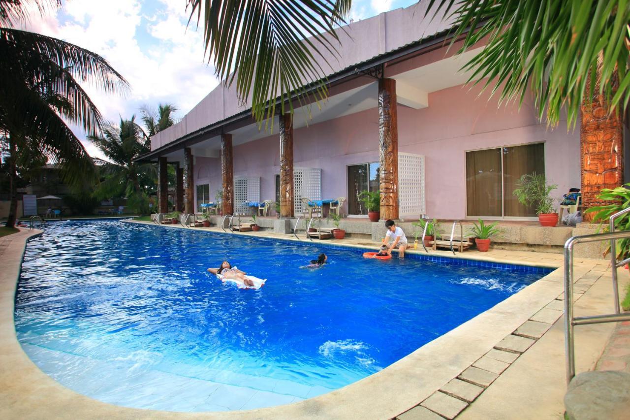 Wild Orchid Beach Resort Olongapo Exterior photo