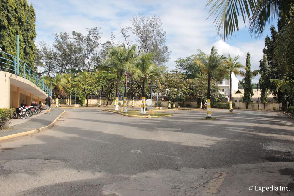 Wild Orchid Beach Resort Olongapo Exterior photo