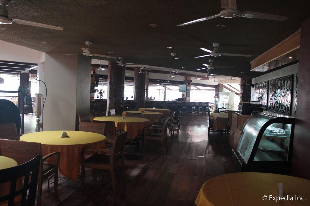 Wild Orchid Beach Resort Olongapo Exterior photo