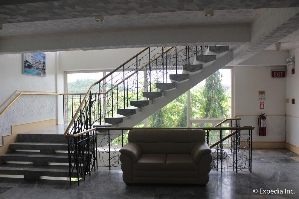 Wild Orchid Beach Resort Olongapo Exterior photo