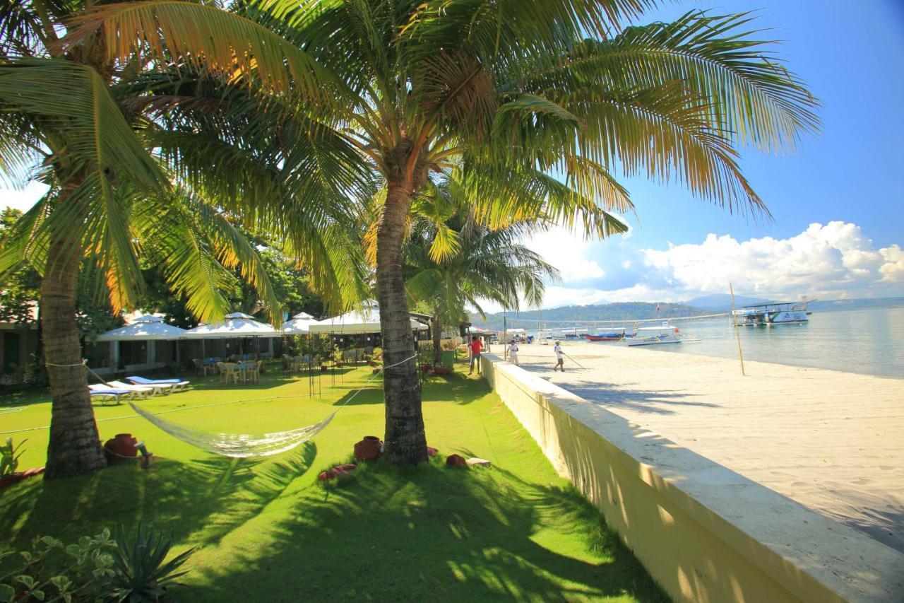 Wild Orchid Beach Resort Olongapo Exterior photo